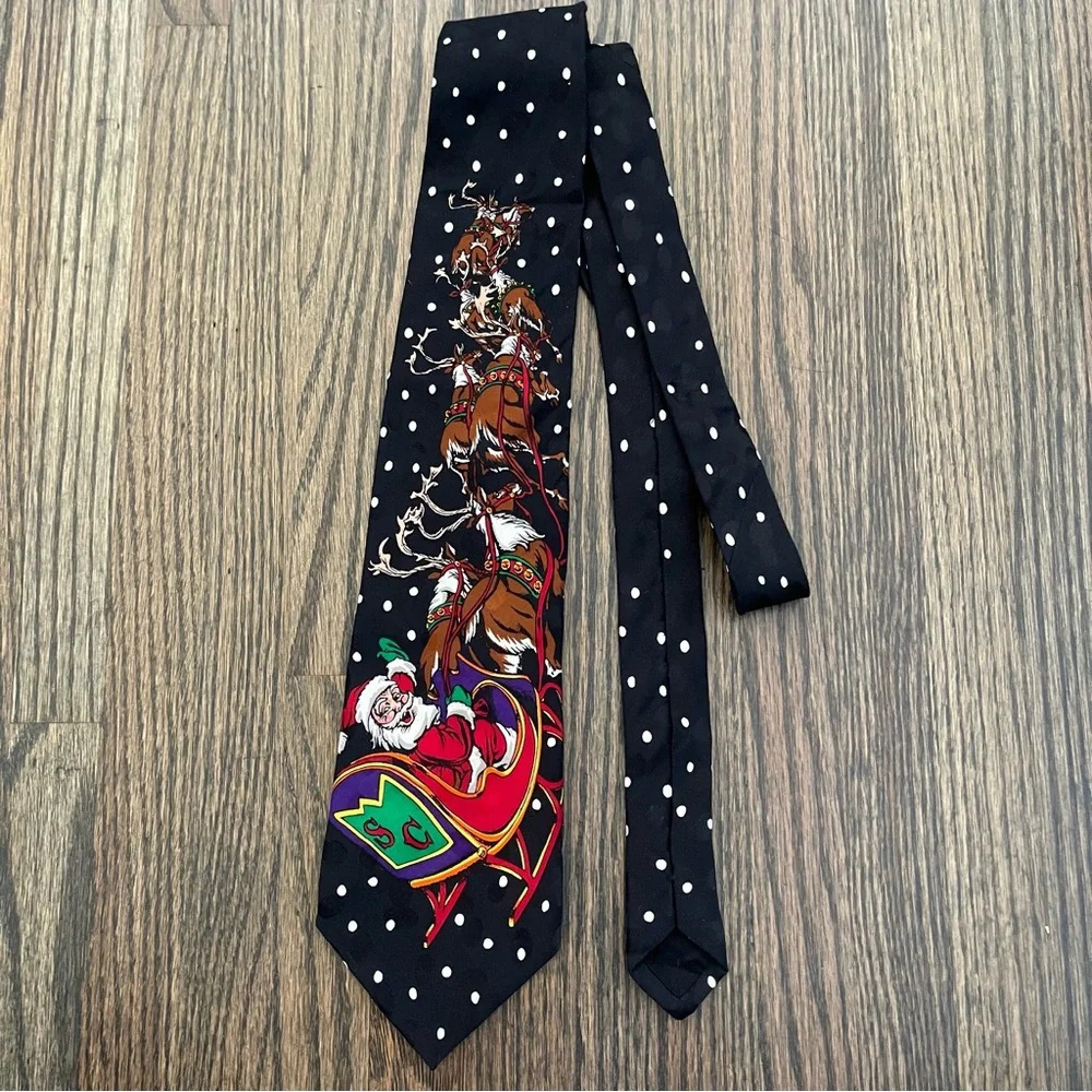 Addiction Vintage Santa Reindeer Christmas 100% Silk Tie